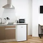 Victoria Estudios شقة